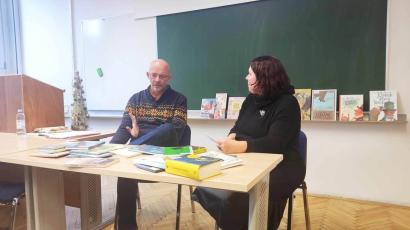Prof. dr. Peter Svetina v pogovoru s prof. dr. Matejo Pezdirc Bartol
