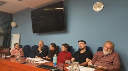 Govorke in govorci na okrogli mizi (foto: Ana Jenko Kovačič)